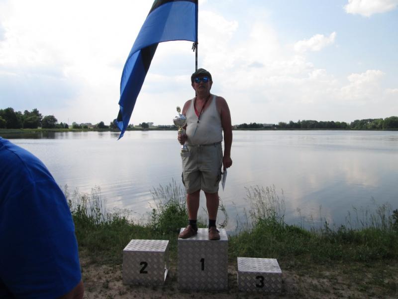 img_4911.jpg